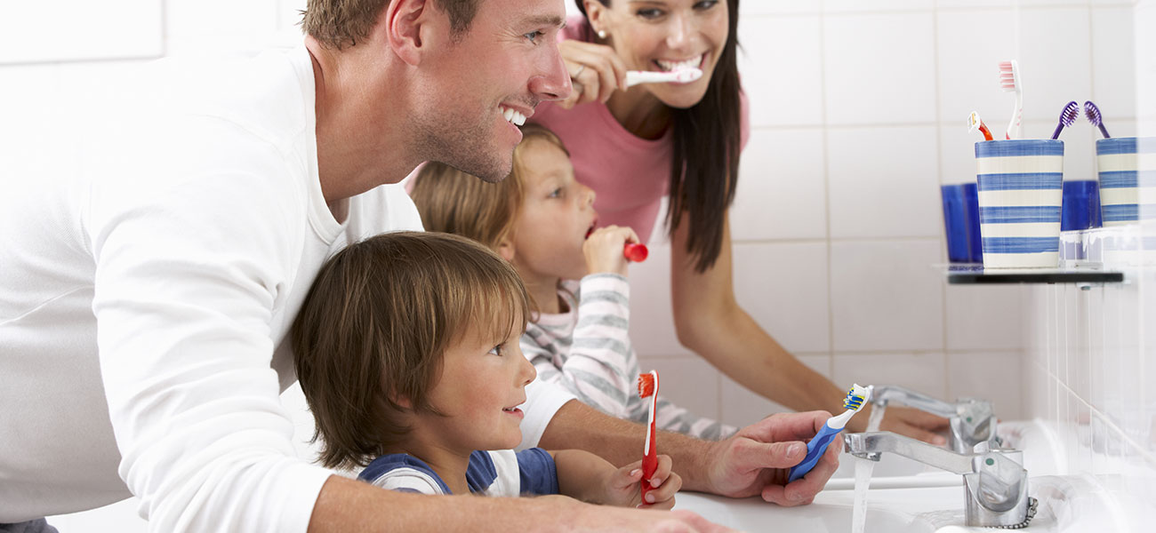 BLUE & GREEN STAINING